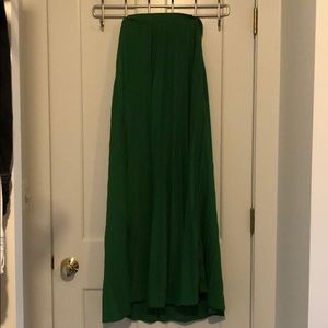 Emerald green skirt. Size medium. Has pleats